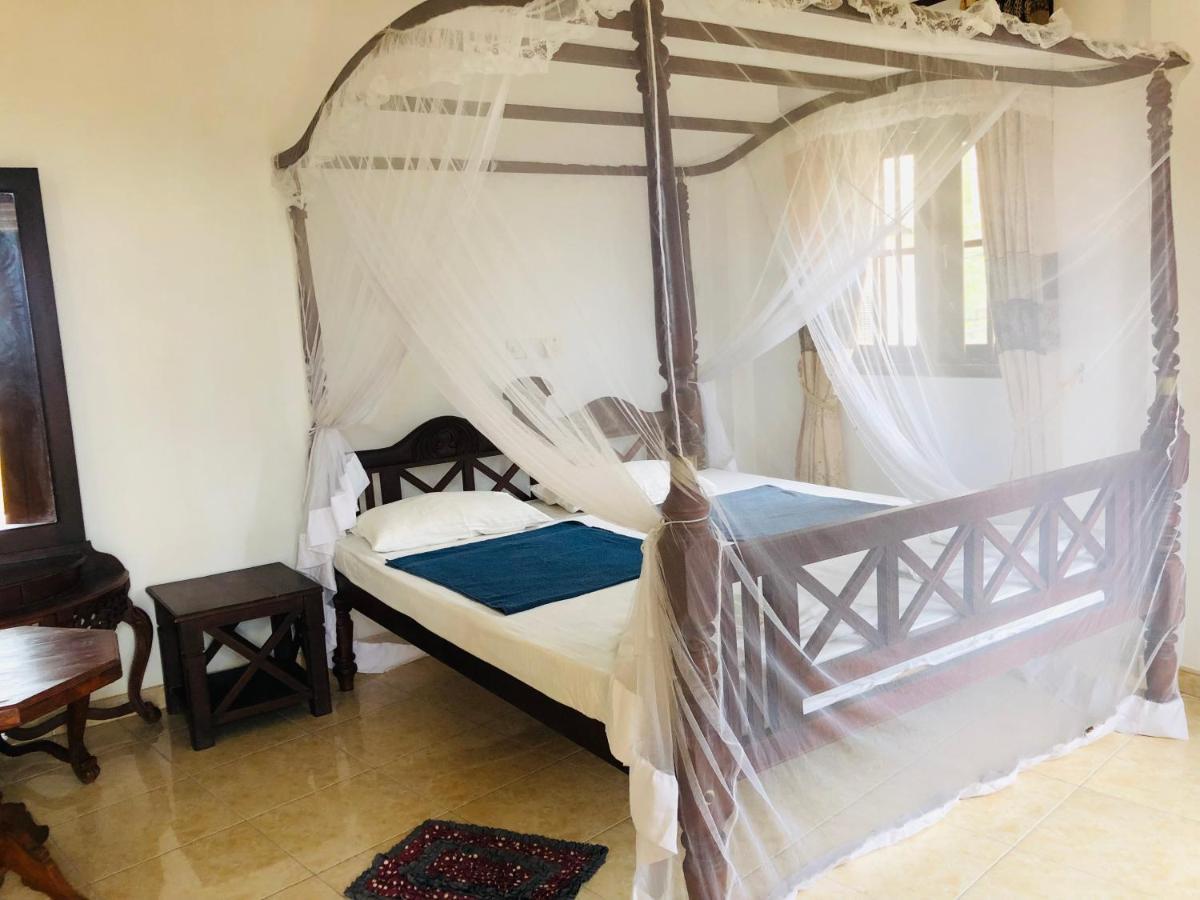 Blue Sea View Bed and Breakfast Unawatuna Eksteriør billede