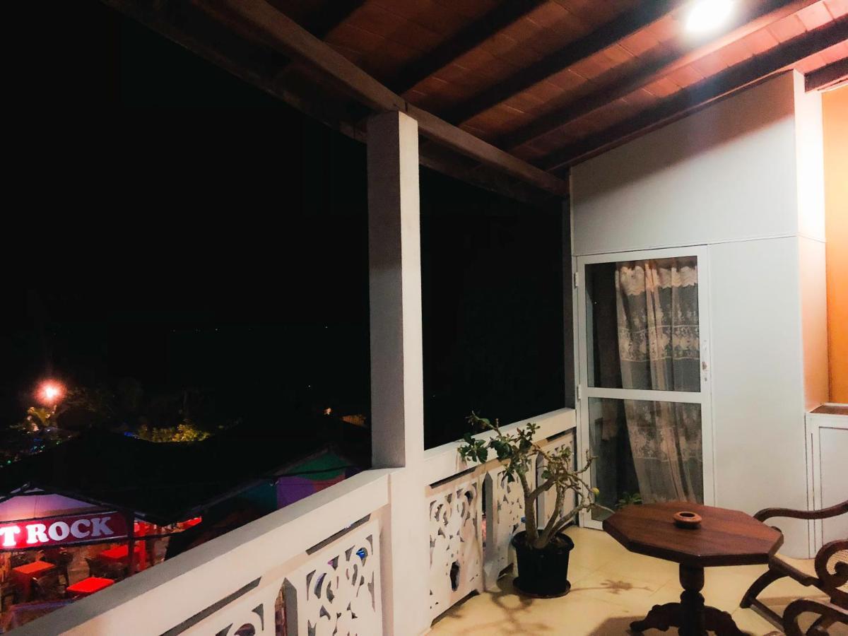 Blue Sea View Bed and Breakfast Unawatuna Eksteriør billede