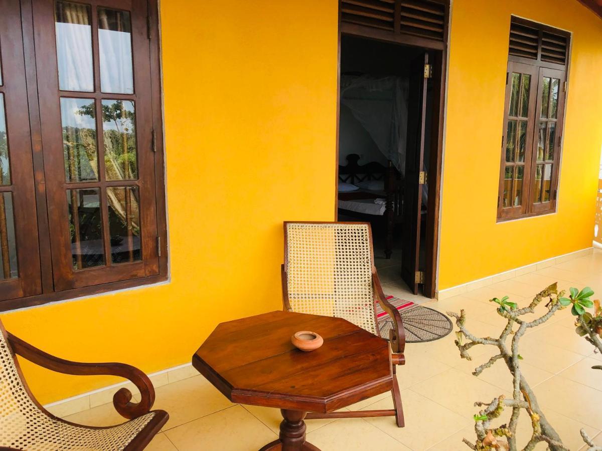 Blue Sea View Bed and Breakfast Unawatuna Eksteriør billede